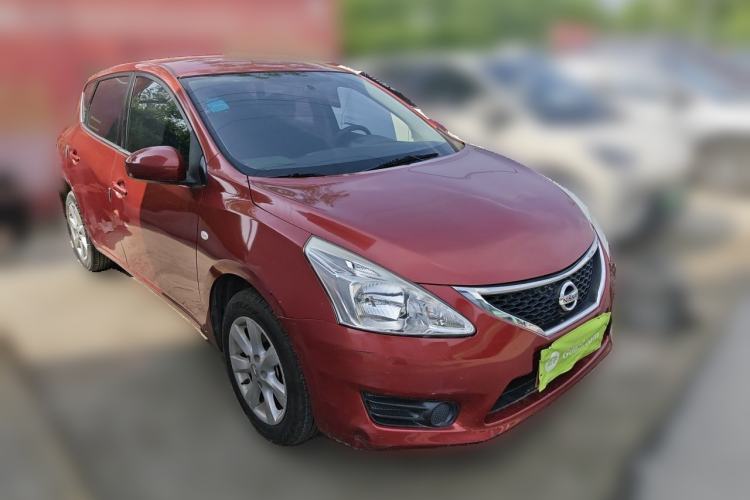 Used Nissan Tiida 2014 1.6L CVT Comfort Model Front Right 45 Deg