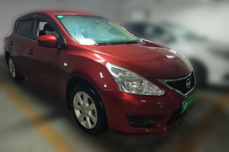 Used Nissan Tiida 2014 1.6L CVT Smart Model Front Right 45 Deg