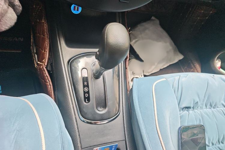 Used Nissan Tiida 2014 1.6L CVT Comfort Model Gear Lever