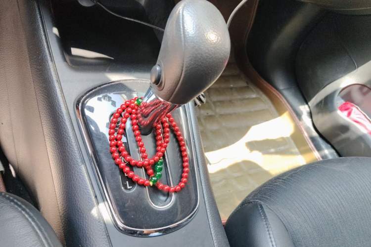 Used Nissan Tiida 2014 1.6L CVT Smart Model Gear Lever