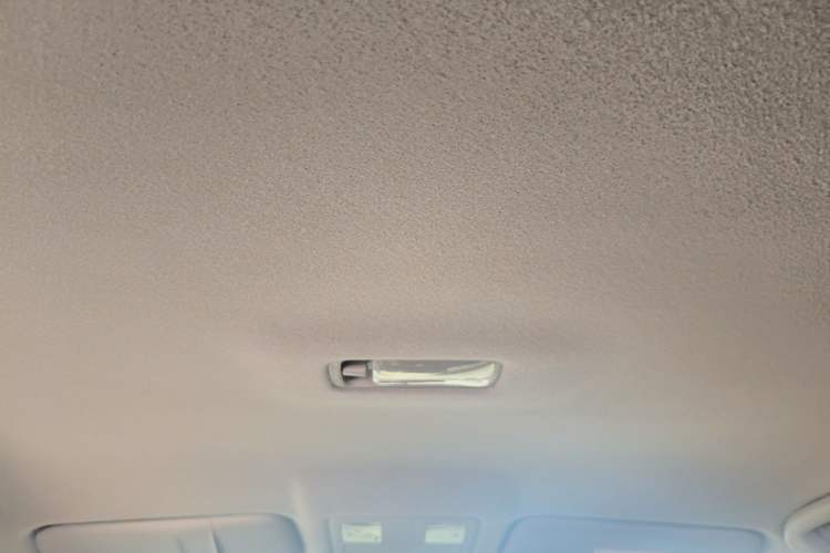 Used Nissan Tiida 2014 1.6L CVT Comfort Model Headliner