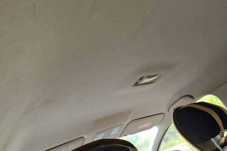Used Nissan Tiida 2014 1.6L CVT Comfort Model Headliner