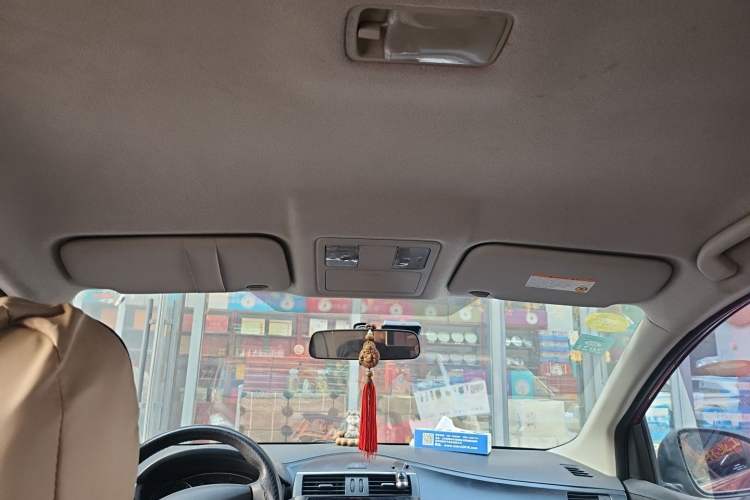 Used Nissan Tiida 2014 1.6L CVT Comfort Model Headliner