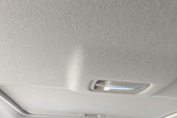 Used Nissan Tiida 2014 1.6L CVT Smart Model Headliner