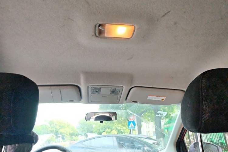 Used Nissan Tiida 2014 1.6L CVT Comfort Model Headliner