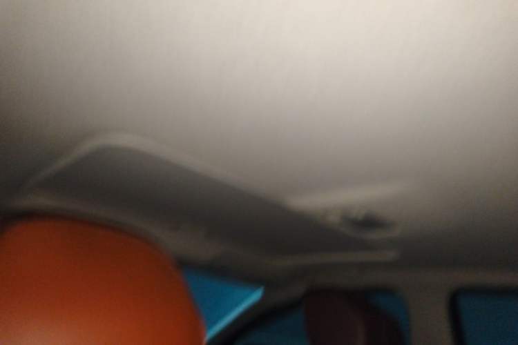 Used Nissan Tiida 2014 1.6L CVT Cool Cafe Edition Headliner