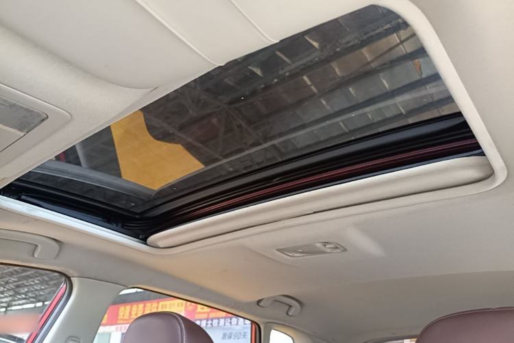 Used Nissan Tiida 2014 1.6L CVT Cool Cafe Edition Headliner