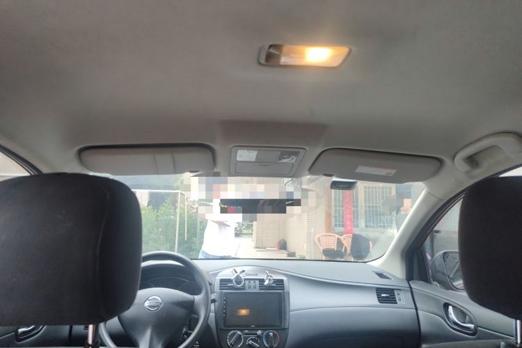 Used Nissan Tiida 2014 1.6L CVT Comfort Model Headliner