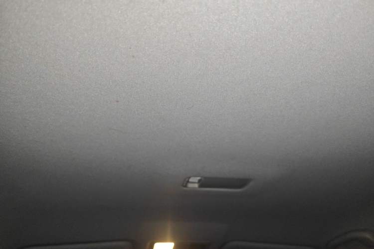 Used Nissan Tiida 2014 1.6L CVT Comfort Model Headliner