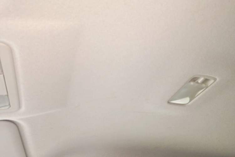 Used Nissan Tiida 2014 1.6L CVT Comfort Model Headliner