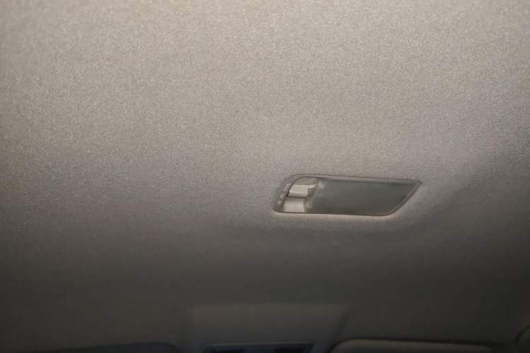 Used Nissan Tiida 2014 1.6L CVT Comfort Model Headliner