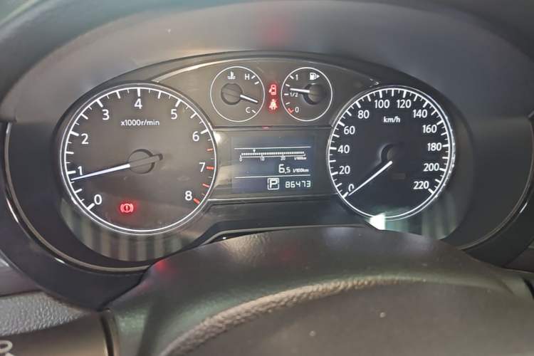 Used Nissan Tiida 2014 1.6L CVT Comfort Model Instrument Cluster