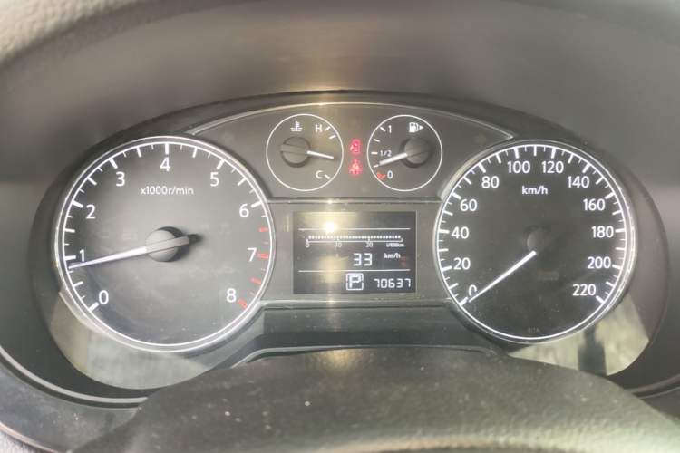 Used Nissan Tiida 2014 1.6L CVT Comfort Model Instrument Cluster