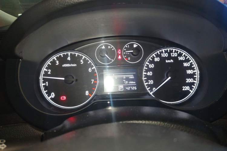 Used Nissan Tiida 2014 1.6L CVT Comfort Model Instrument Cluster