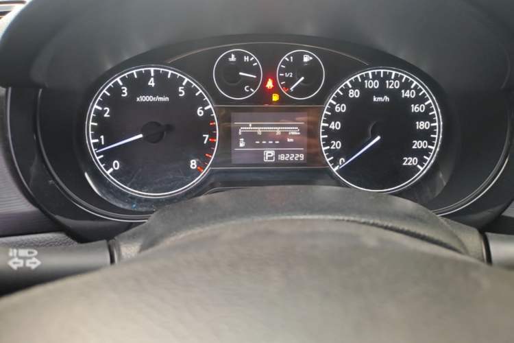 Used Nissan Tiida 2014 1.6L CVT Comfort Model Instrument Cluster