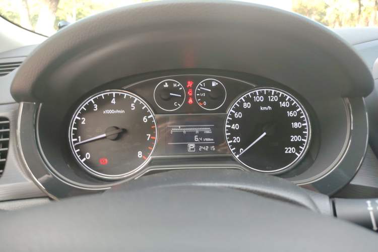 Used Nissan Tiida 2014 1.6L CVT Comfort Model Instrument Cluster