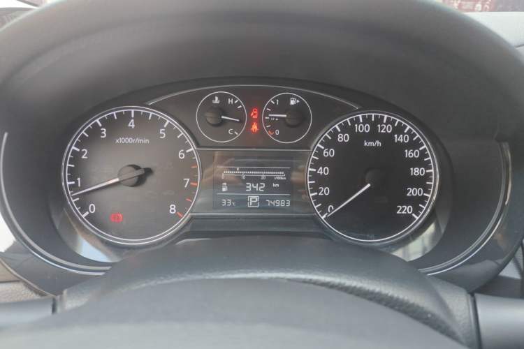 Used Nissan Tiida 2014 1.6L CVT Smart Model Instrument Cluster