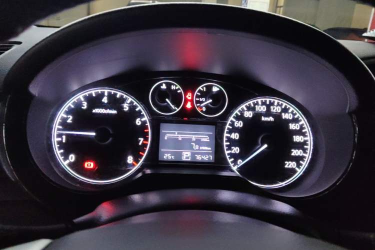 Used Nissan Tiida 2014 1.6L CVT Smart Model Instrument Cluster
