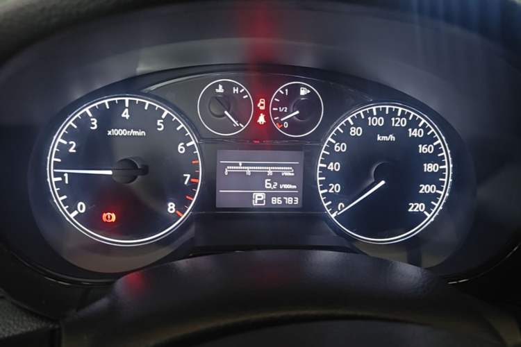 Used Nissan Tiida 2014 1.6L CVT Comfort Model Instrument Cluster