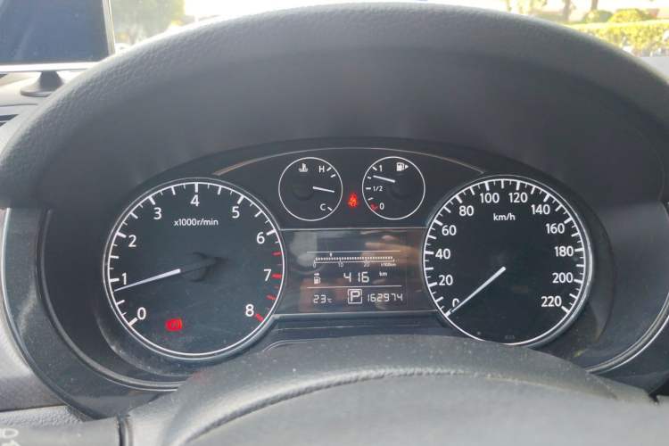 Used Nissan Tiida 2014 1.6L CVT Cool Cafe Edition Instrument Cluster