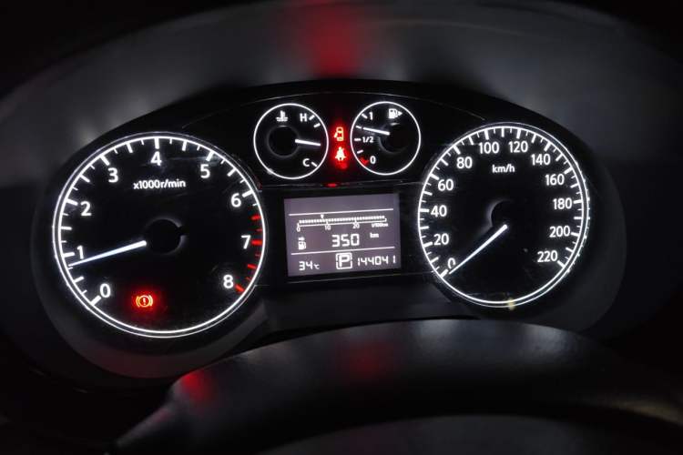 Used Nissan Tiida 2014 1.6L CVT Cool Cafe Edition Instrument Cluster