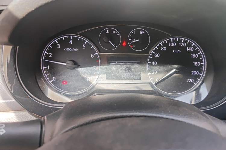 Used Nissan Tiida 2014 1.6L CVT Cool Cafe Edition Instrument Cluster