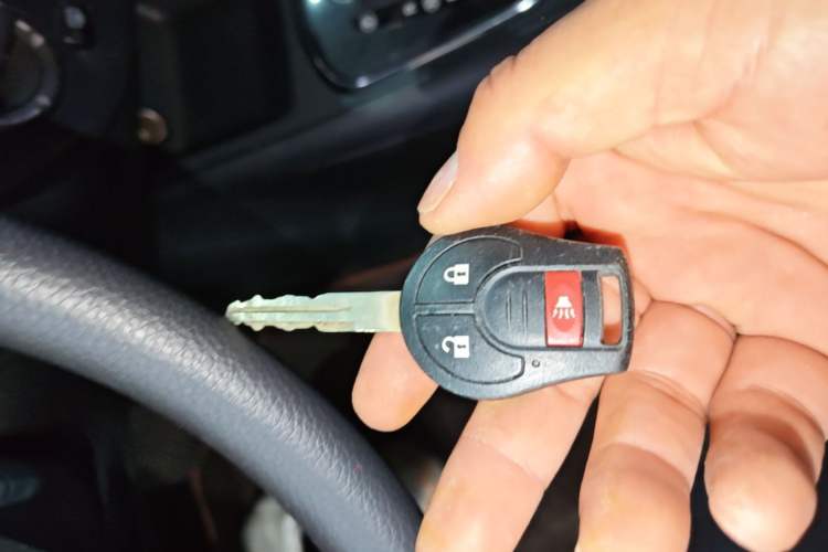 Used Nissan Tiida 2014 1.6L CVT Comfort Model Interior 1