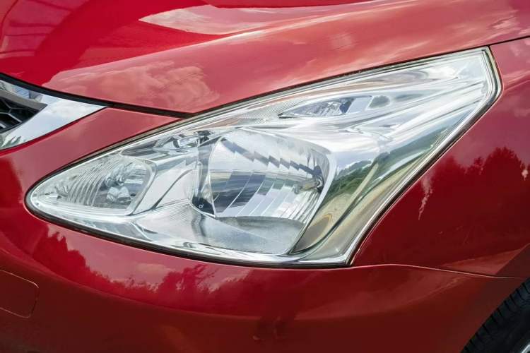 Used Nissan Tiida 2014 1.6L CVT Smart Model Left Front Headlight