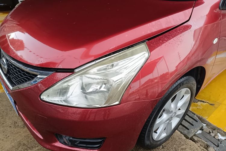 Used Nissan Tiida 2014 1.6L CVT Cool Cafe Edition Left Front Headlight