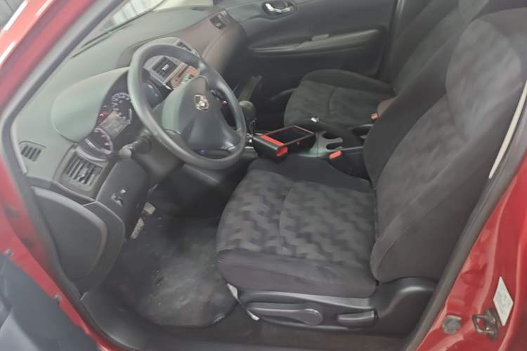 Used Nissan Tiida 2014 1.6L CVT Comfort Model Left Front Seat