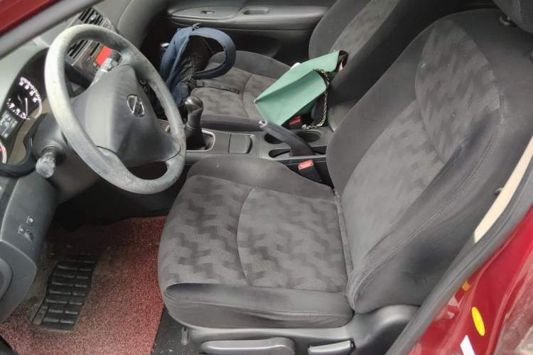 Used Nissan Tiida 2014 1.6L Manual Comfort Model Left Front Seat