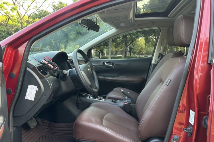 Used Nissan Tiida 2014 1.6L CVT Cool Cafe Edition Left Front Seat