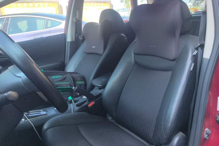 Used Nissan Tiida 2014 1.6L CVT Smart Model Left Front Seat