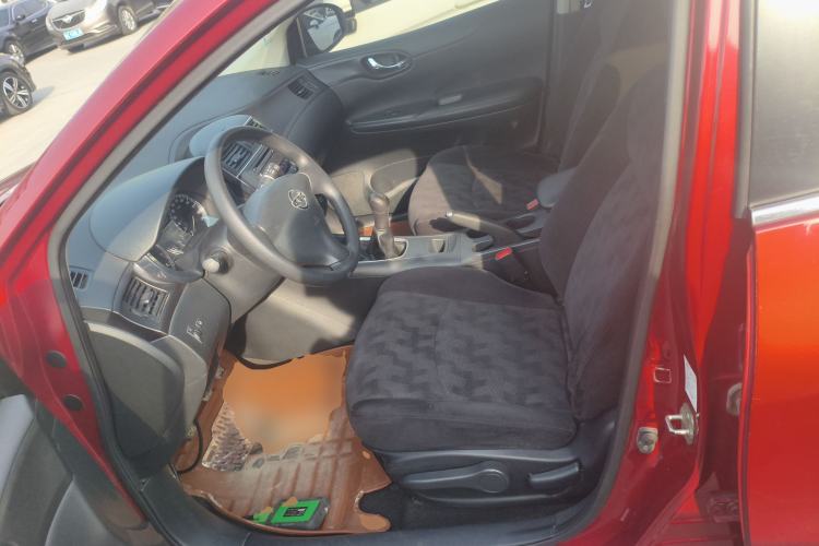 Used Nissan Tiida 2014 1.6L Manual Comfort Model Left Front Seat