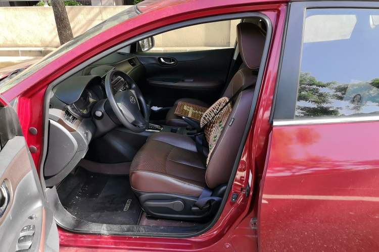 Used Nissan Tiida 2014 1.6L CVT Cool Cafe Edition Left Front Seat