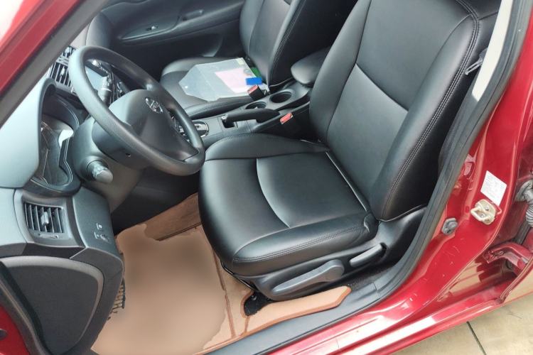 Used Nissan Tiida 2014 1.6L CVT Comfort Model Left Front Seat
