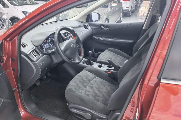 Used Nissan Tiida 2014 1.6L Manual Comfort Model Left Front Seat