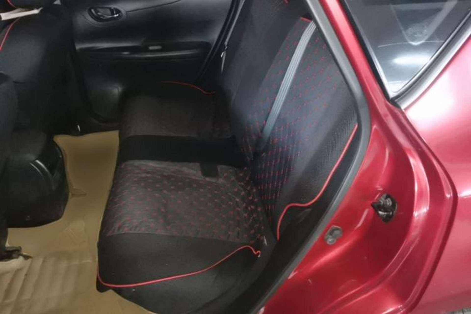 Used Nissan Tiida 2014 1.6L Manual Comfort Model Left Rear Seat