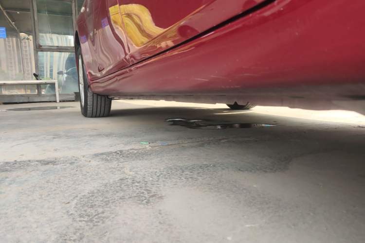 Used Nissan Tiida 2014 1.6L CVT Comfort Model Left Side Sill