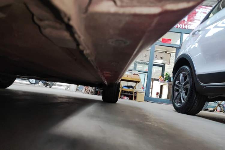 Used Nissan Tiida 2014 1.6L CVT Smart Model Left Side Sill