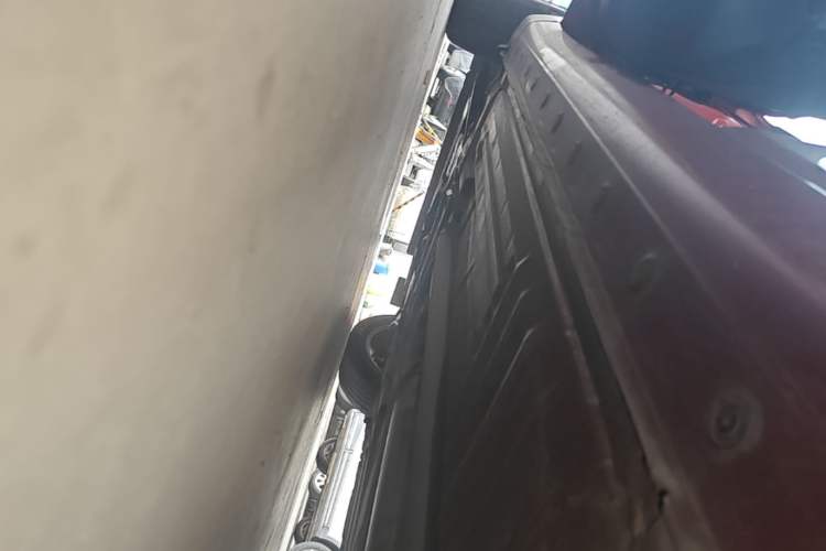 Used Nissan Tiida 2014 1.6L CVT Smart Model Left Side Sill