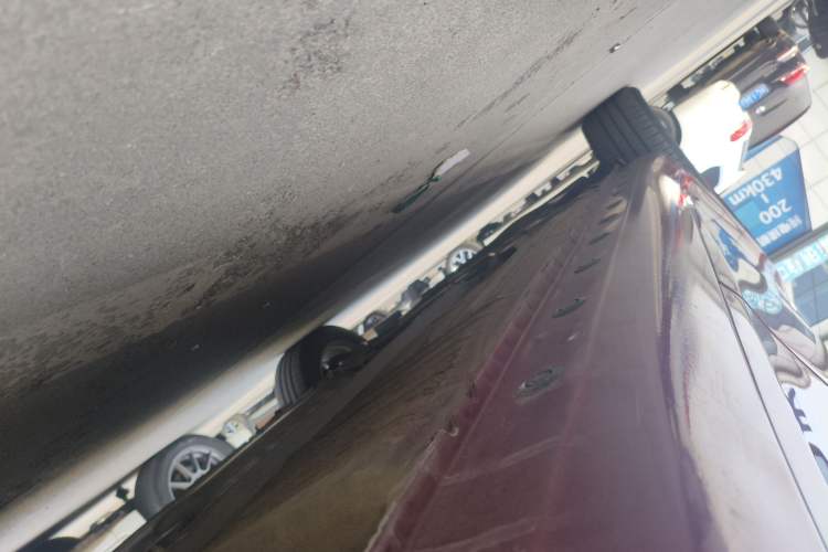 Used Nissan Tiida 2014 1.6L Manual Comfort Model Left Side Sill