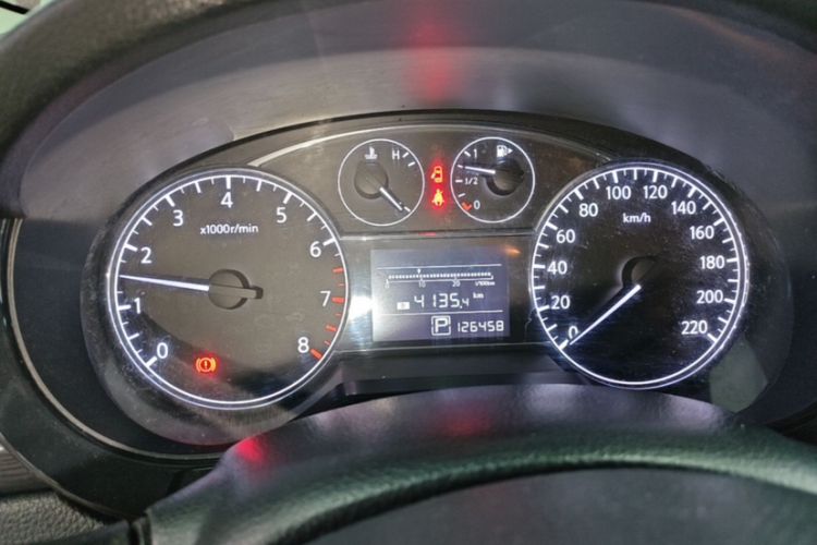 Used Nissan Tiida 2014 1.6L CVT Comfort Model Odometer Close Up