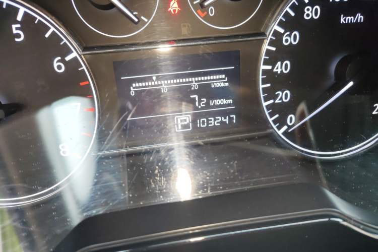 Used Nissan Tiida 2014 1.6L CVT Comfort Model Odometer Close Up