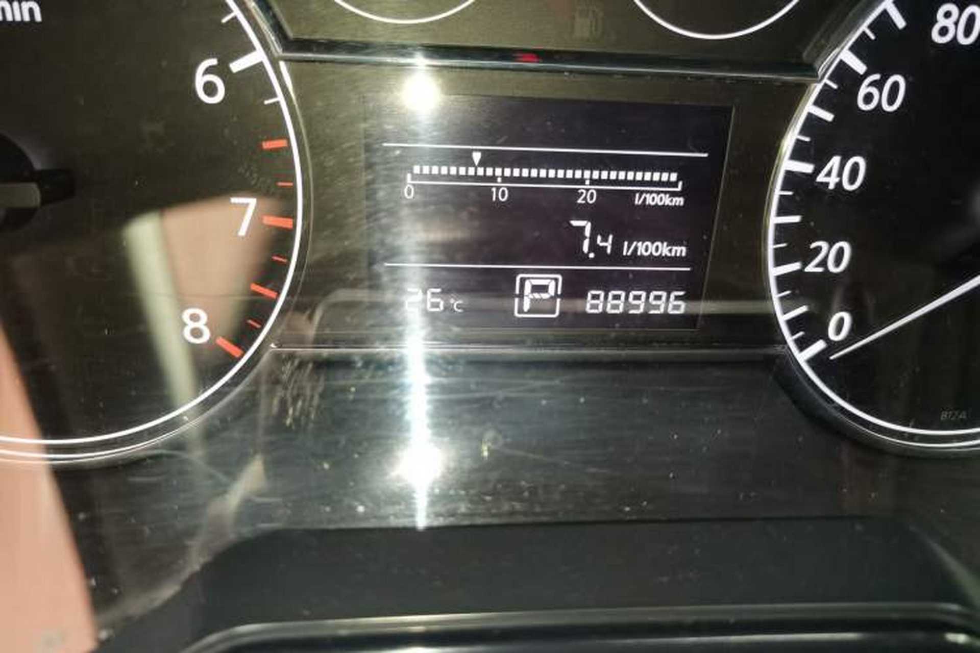 Used Nissan Tiida 2014 1.6L CVT Smart Model Odometer Close Up