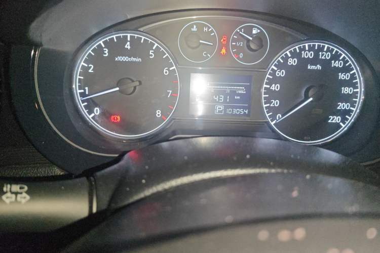 Used Nissan Tiida 2014 1.6L CVT Comfort Model Odometer Close Up