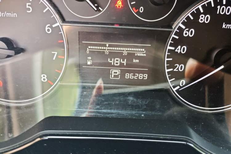 Used Nissan Tiida 2014 1.6L CVT Comfort Model Odometer Close Up