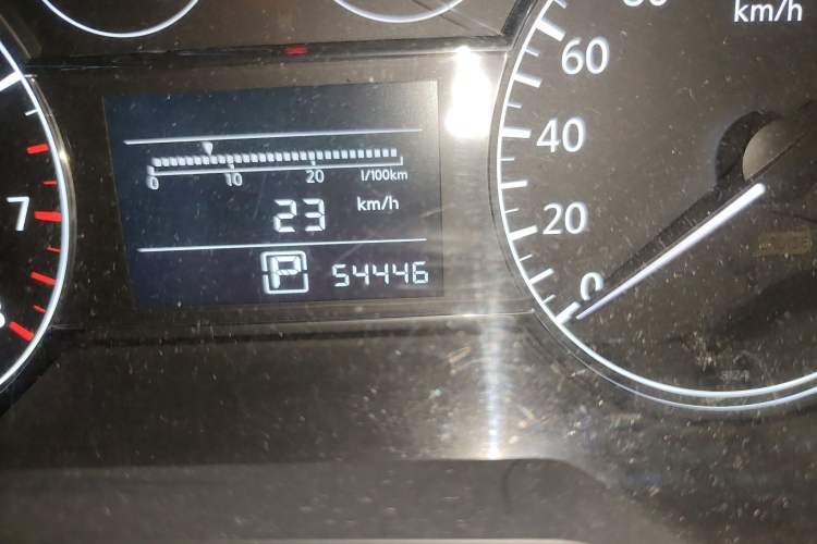 Used Nissan Tiida 2014 1.6L CVT Comfort Model Odometer Close Up