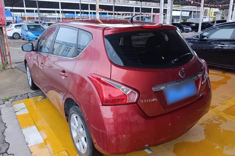 Used Nissan Tiida 2014 1.6L CVT Cool Cafe Edition Rear Left 45 Deg