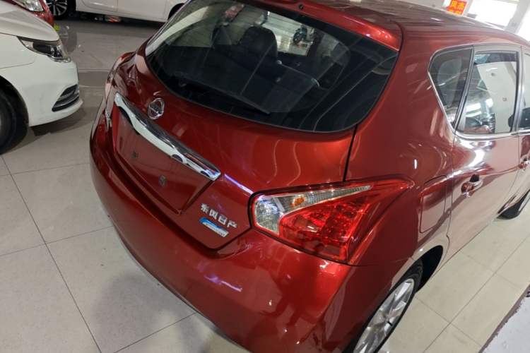 Used Nissan Tiida 2014 1.6L CVT Comfort Model Rear Right 45 Deg